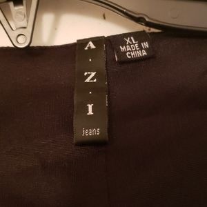 Blk & red elegant top